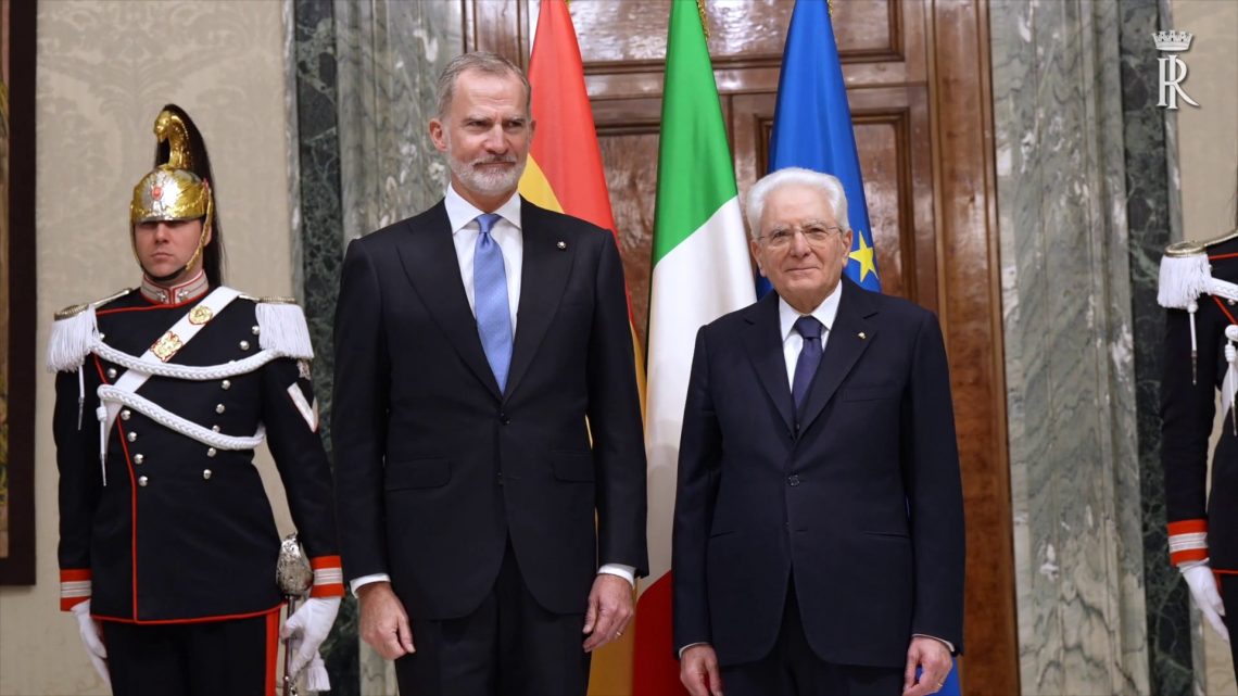 Mattarella incontra i Reali di Spagna al Quirinale Mattarella incontra i Reali di Spagna al Quirinale