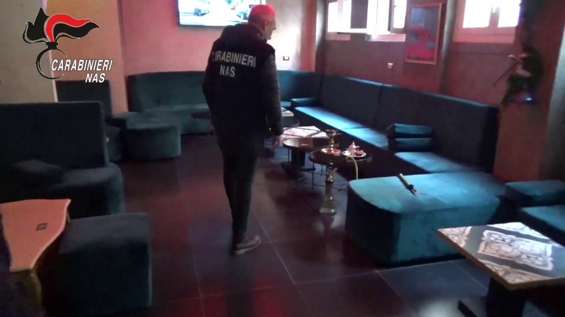 Controlli ai “Shisha Bar”, sequestrati 68 kg di melassa per narghilè Controlli ai “Shisha Bar”, sequestrati 68 kg di melassa per narghilè