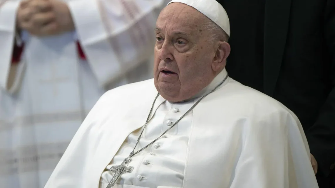 Papa Francesco “No al bullismo nelle scuole, così si prepara la guerra” Papa Francesco “No al bullismo nelle scuole, così si prepara la guerra”
