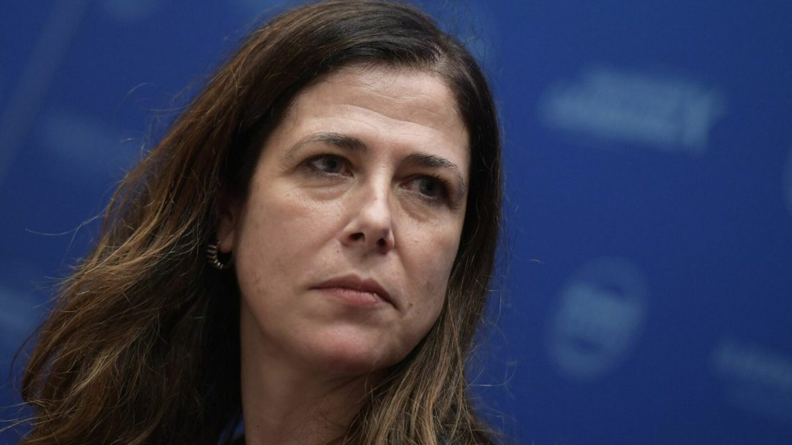 Todde “Serenamente al lavoro, ho piena legittimazione a continuare” Todde “Serenamente al lavoro, ho piena legittimazione a continuare”
