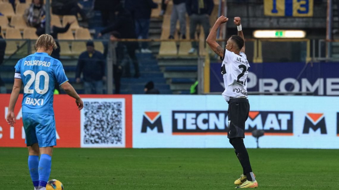 Pareggio di rigore, Parma-Venezia termina 1-1 Pareggio di rigore, Parma-Venezia termina 1-1