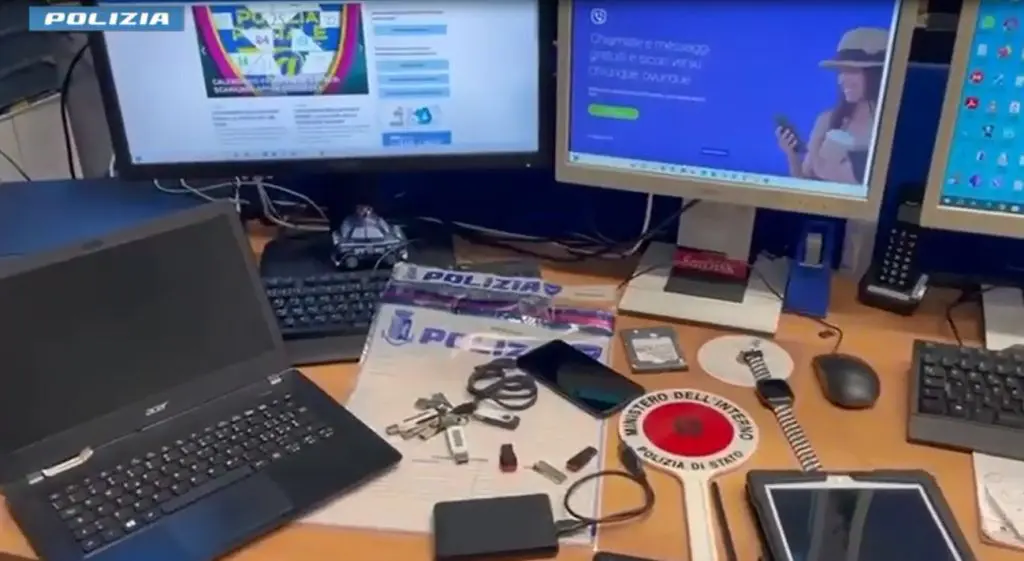 Pedopornografia online, 12 arresti e e migliaia di file sequestrati Pedopornografia online, 12 arresti e e migliaia di file sequestrati