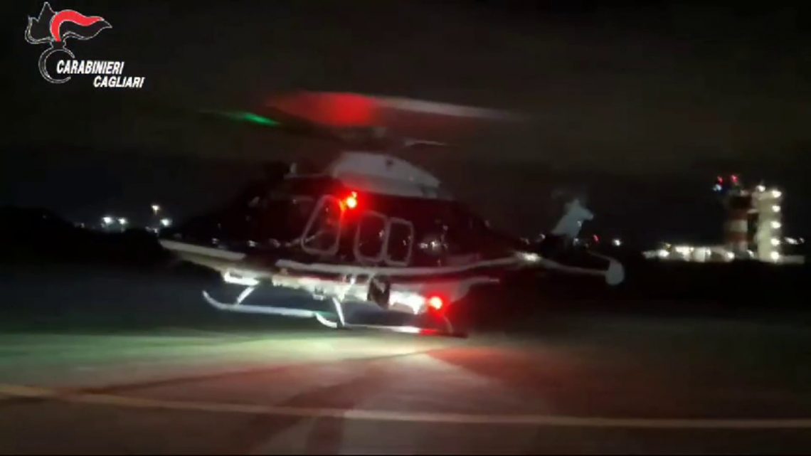 Cagliari, sventato tentativo rapina di finti carabinieri, 2 arrestati Cagliari, sventato tentativo rapina di finti carabinieri, 2 arrestati