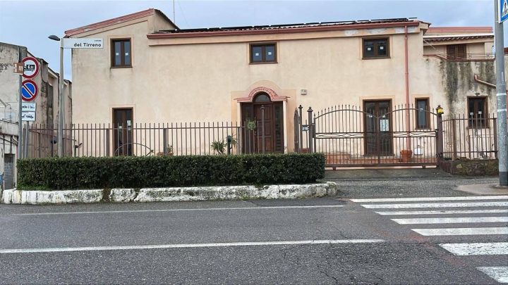 Santa Maria del Cedro: un immobile confiscato alla criminalità diventa caserma dei Carabinieri Forestali.
