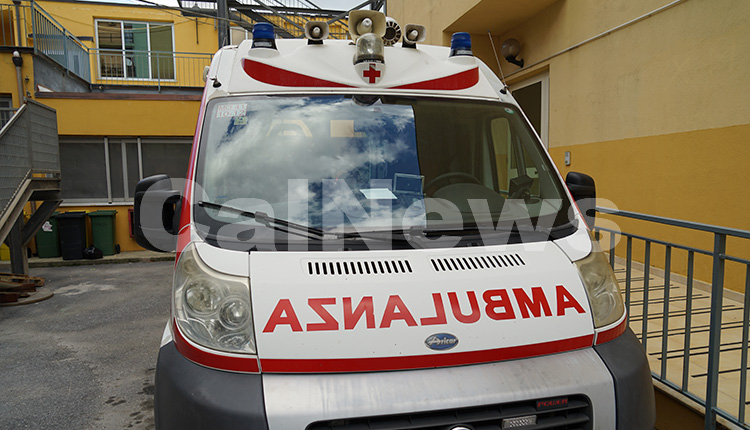 Operaio muore a Lamezia Terme dopo essere caduto da un’impalcatura. Operaio muore a Lamezia Terme dopo essere caduto da un’impalcatura.