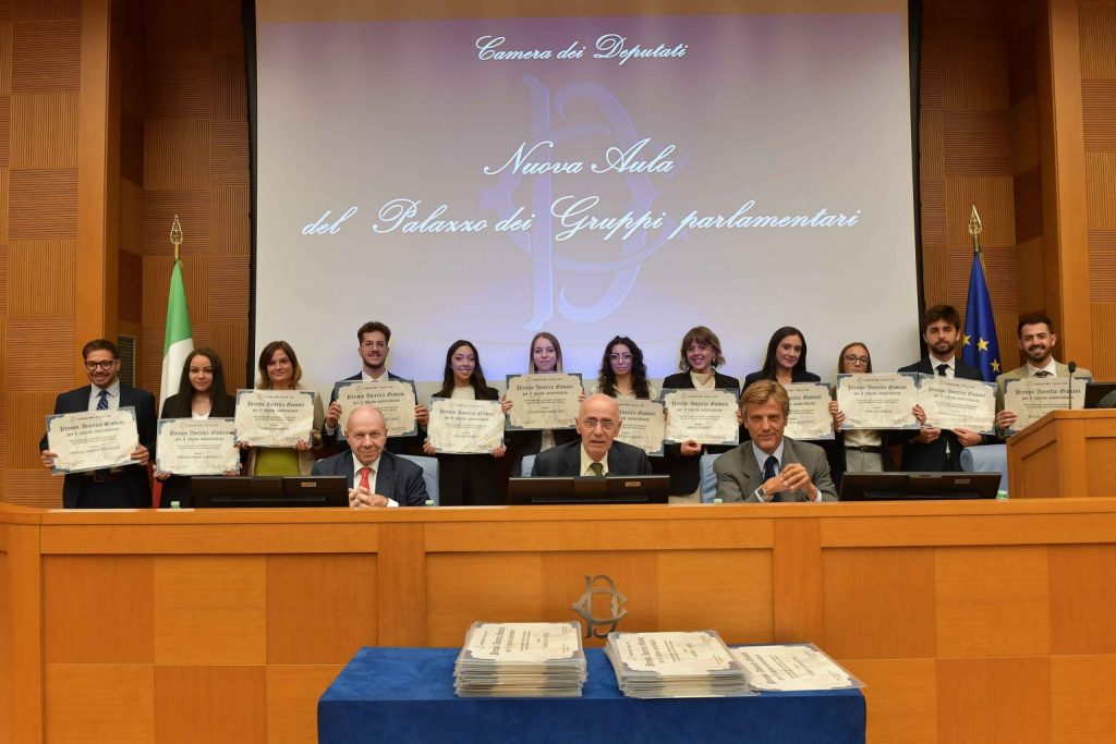 La Fondazione Italia USA annuncia l'apertura delle candidature per 200 borse di studio del master online “Leadership per le relazioni internazionali e il made in Italy”, valide per l’anno 2025.