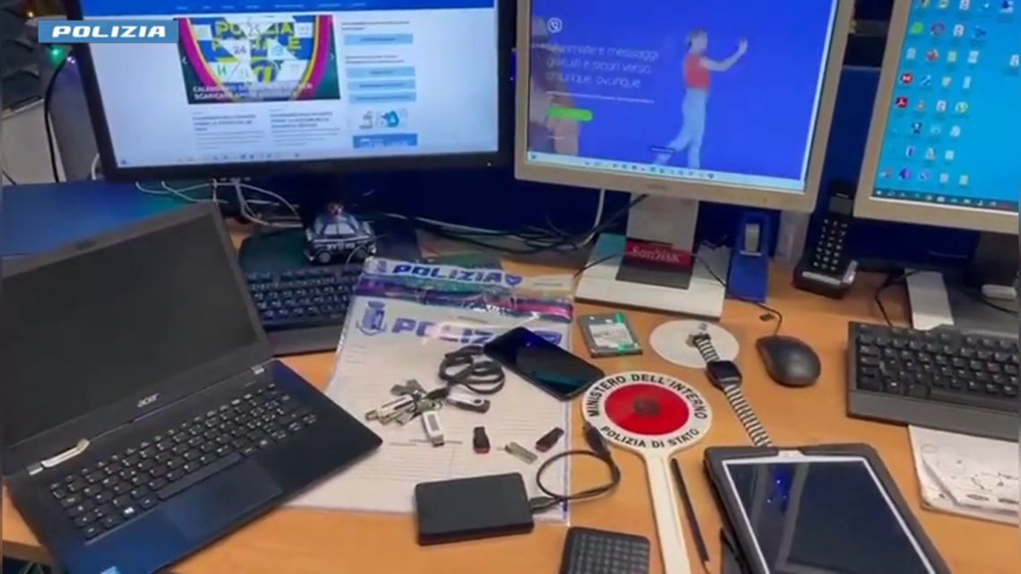 Maxi operazione contro la pedopornografia online, 12 arresti Maxi operazione contro la pedopornografia online, 12 arresti