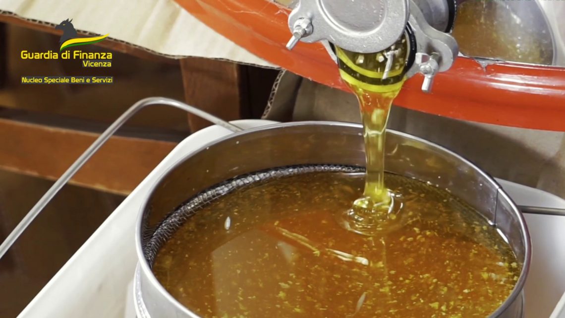 Vicenza, sequestrate 22 tonnellate di miele senza tracciabilità Vicenza, sequestrate 22 tonnellate di miele senza tracciabilità