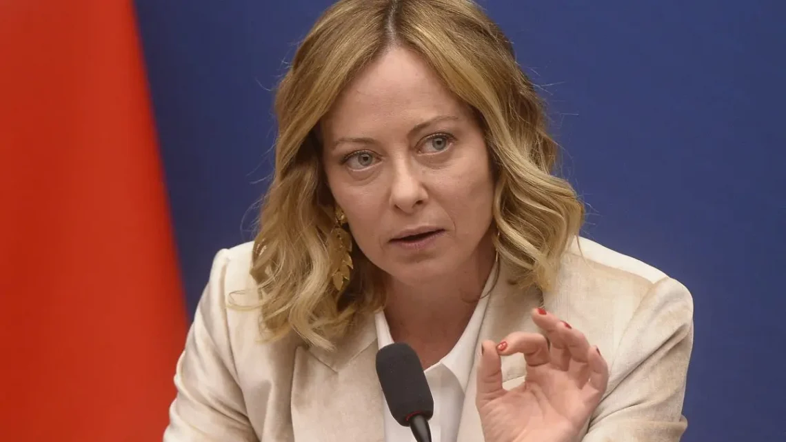 Meloni “Governo non fa condoni, combatte evasione e aiuta onesti” Meloni “Governo non fa condoni, combatte evasione e aiuta onesti”