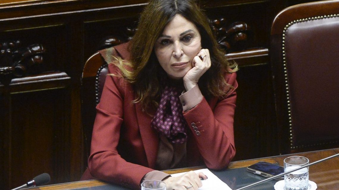 Santanchè, la Camera respinge la mozione di sfiducia Santanchè, la Camera respinge la mozione di sfiducia