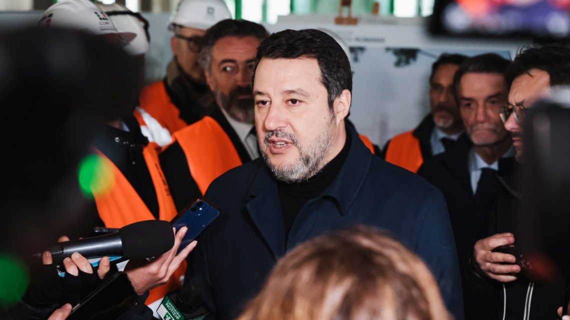 Ucraina, Salvini “Prima di mandare soldati essere certi di cosa si fa” Ucraina, Salvini “Prima di mandare soldati essere certi di cosa si fa”