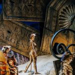 Una scena di Cats di Andrew Lloyd Webber nell'allestimento e con la regia di Massimo Romeo Piparo (ph. Gianluca Saragò).