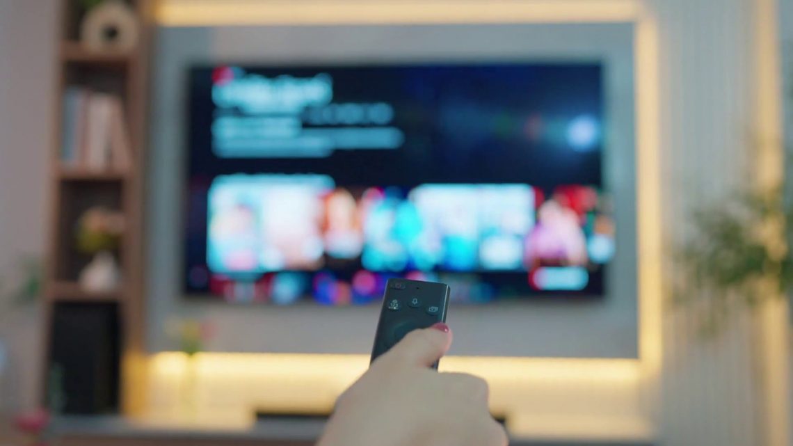 Gli italiani che guardano la tv satellitare hanno superato i 15 mln Gli italiani che guardano la tv satellitare hanno superato i 15 mln
