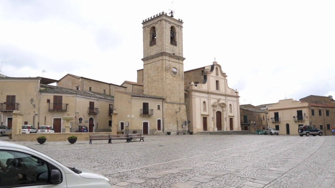 Palazzo Adriano, da set cinematografico a borgo “smart” con Open Fiber Palazzo Adriano, da set cinematografico a borgo “smart” con Open Fiber
