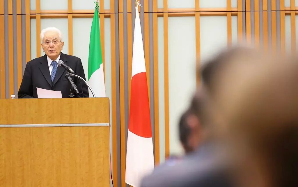 Mattarella “Italia e Giappone auspicano pace giusta in Ucraina” Mattarella “Italia e Giappone auspicano pace giusta in Ucraina”