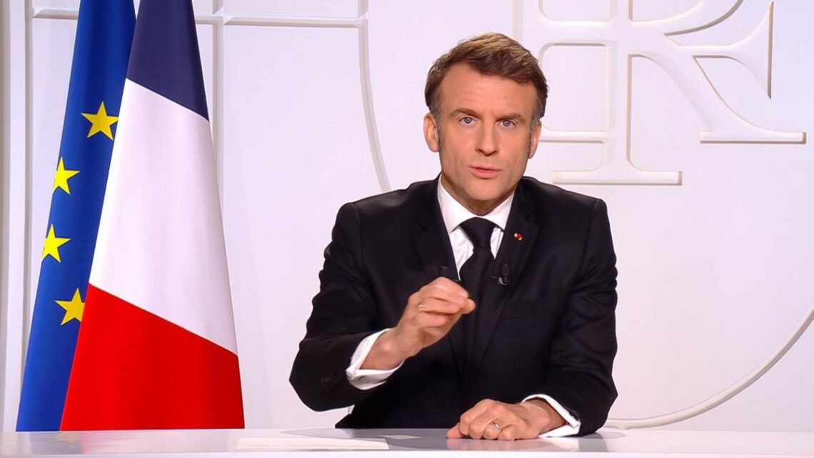 Macron “La minaccia russa tocca tutta l’Europa” Macron “La minaccia russa tocca tutta l’Europa”