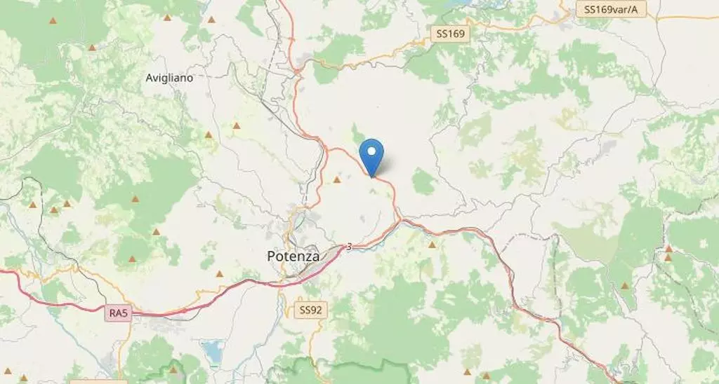 Terremoto di magnitudo 4.2 nel potentino, nessun danno Terremoto di magnitudo 4.2 nel potentino, nessun danno