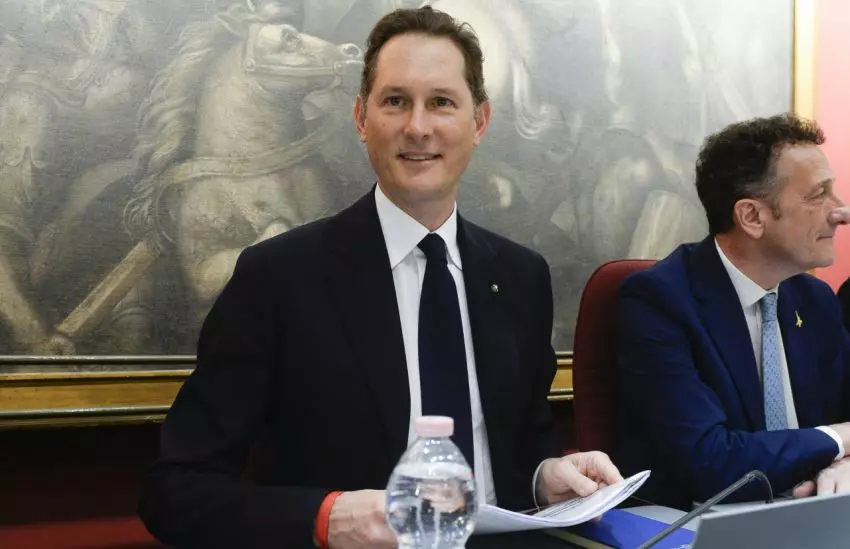 Stellantis, Elkann “L’Italia ricopre un ruolo centrale” Stellantis, Elkann “L’Italia ricopre un ruolo centrale”