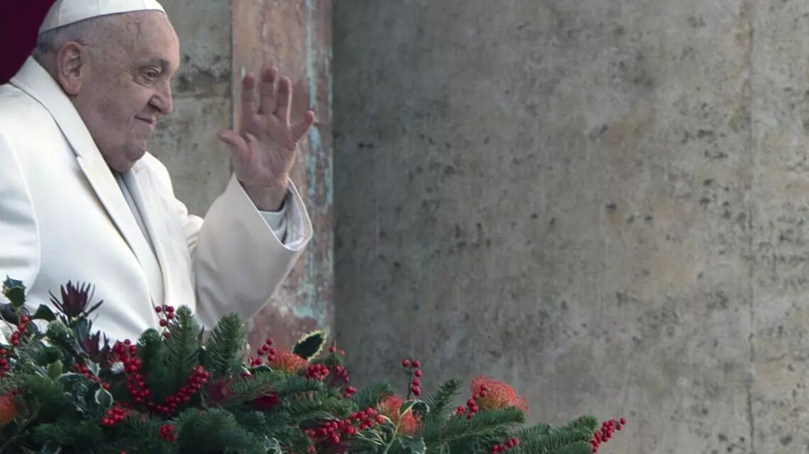 Papa, migliorano condizioni cliniche. Sospesa ventilazione non invasiva Papa, migliorano condizioni cliniche. Sospesa ventilazione non invasiva