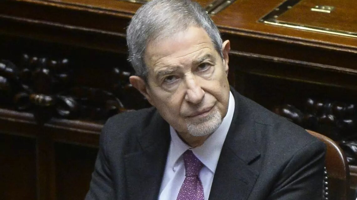 Campi Flegrei, Musumeci “Da Governo azione non episodica ma strutturata” Campi Flegrei, Musumeci “Da Governo azione non episodica ma strutturata”