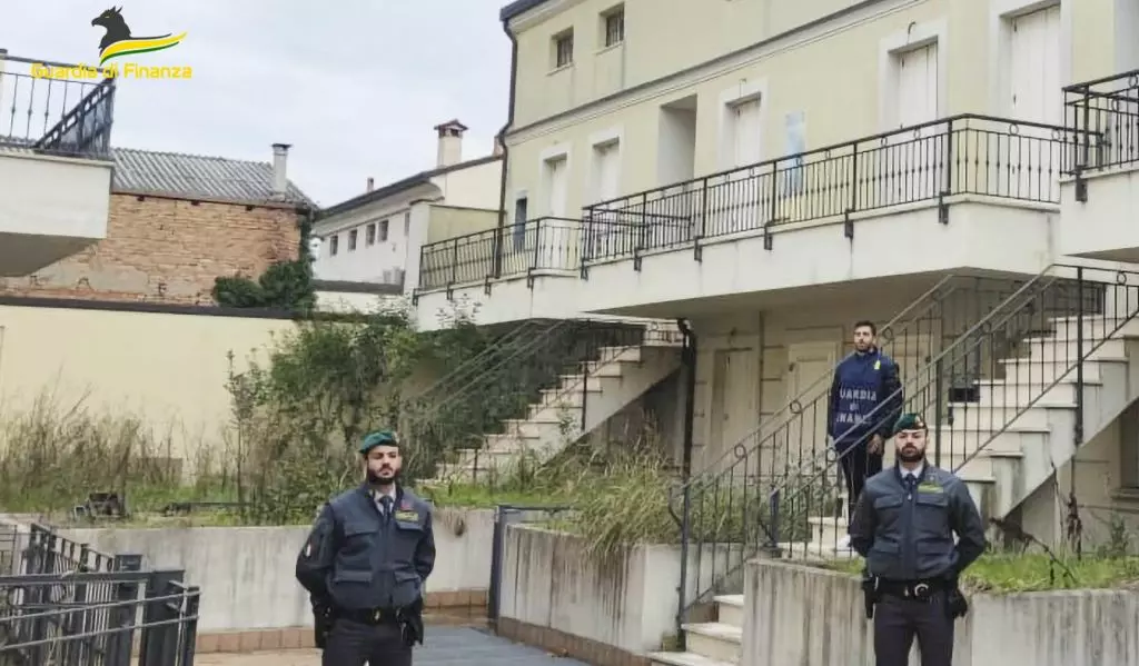 Confisca da 294 milioni a imprenditore vicino alla Camorra Confisca da 294 milioni a imprenditore vicino alla Camorra