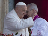 Il Papa intende affacciarsi dal Gemelli, il messaggio “Sento il vostro sostegno”