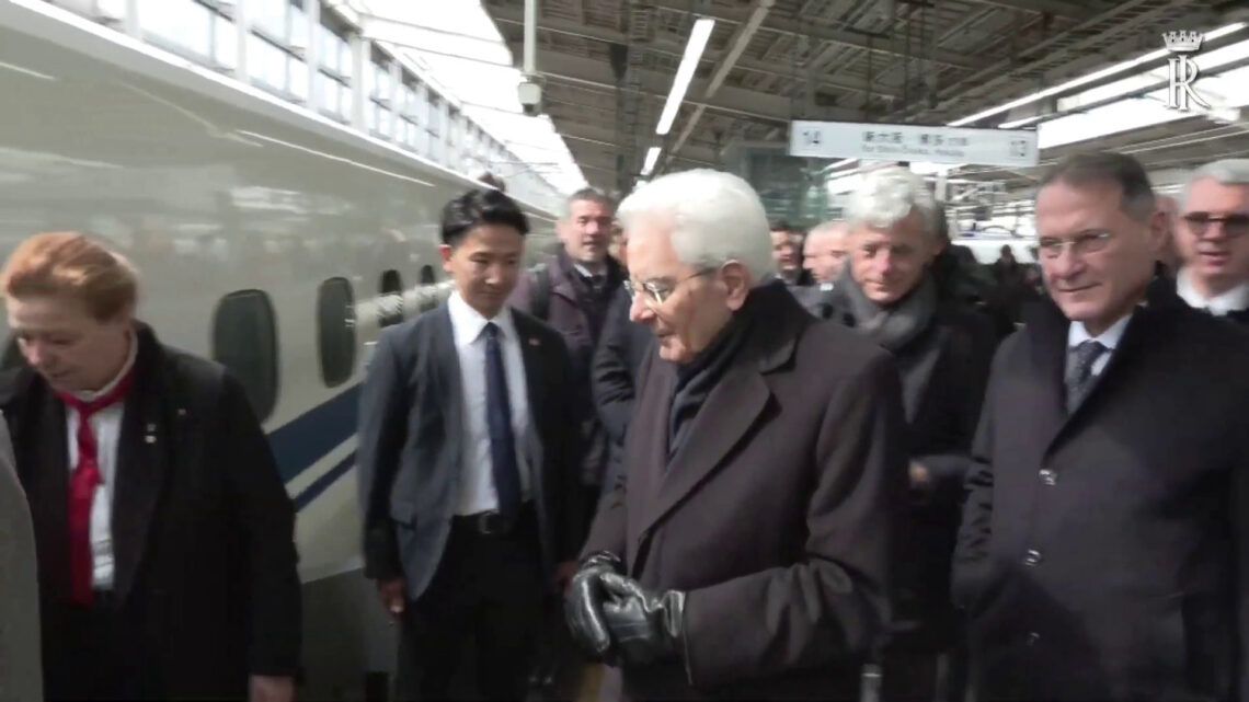 Giappone, Mattarella a Hiroshima per visita al memoriale della pace Giappone, Mattarella a Hiroshima per visita al memoriale della pace