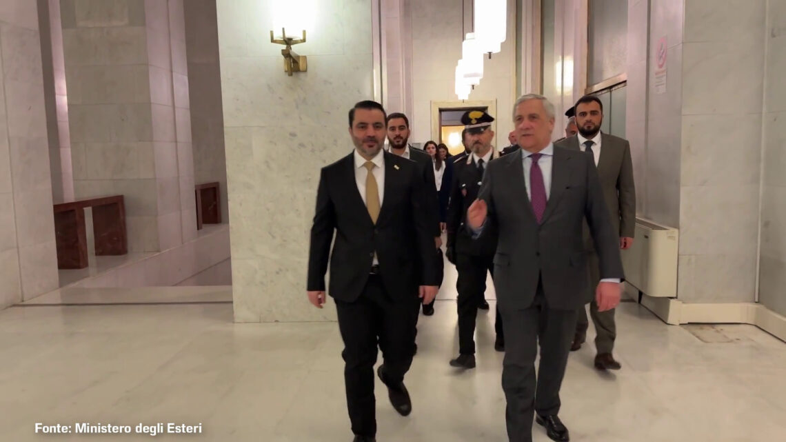 Tajani incontra il ministro degli Esteri siriano alla Farnesina Tajani incontra il ministro degli Esteri siriano alla Farnesina