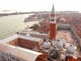 Turismo, l’Italia supera la Francia