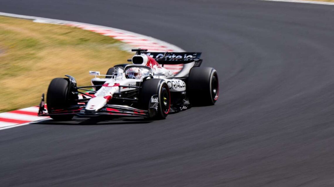 Pole stratosferica di Verstappen a Suzuka, beffate le McLaren Pole stratosferica di Verstappen a Suzuka, beffate le McLaren