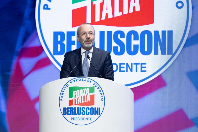 Weber “I populisti vogliano un’Europa più debole” Weber “I populisti vogliano un’Europa più debole”