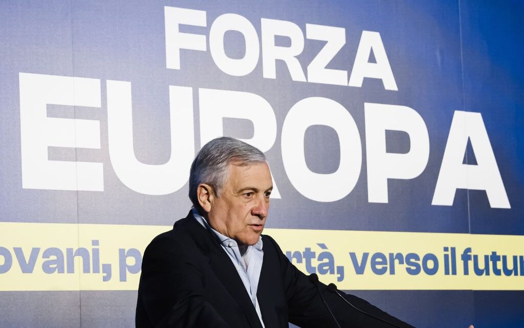 Tajani “Ue compatta per azzerare i dazi” Tajani “Ue compatta per azzerare i dazi”