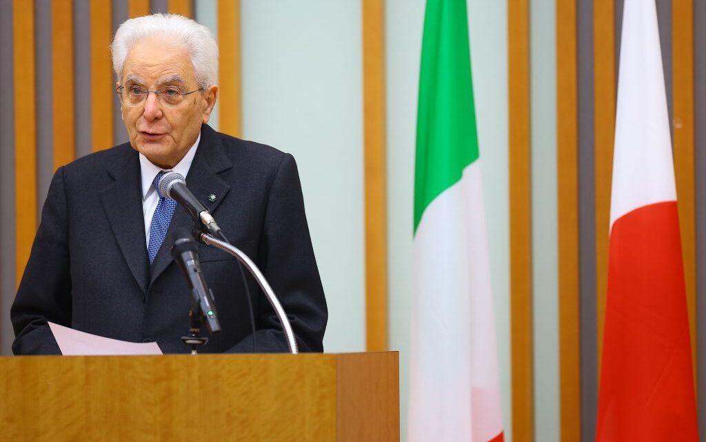 Mattarella “Impegno Polizia affonda radici in lotta Liberazione” Mattarella “Impegno Polizia affonda radici in lotta Liberazione”