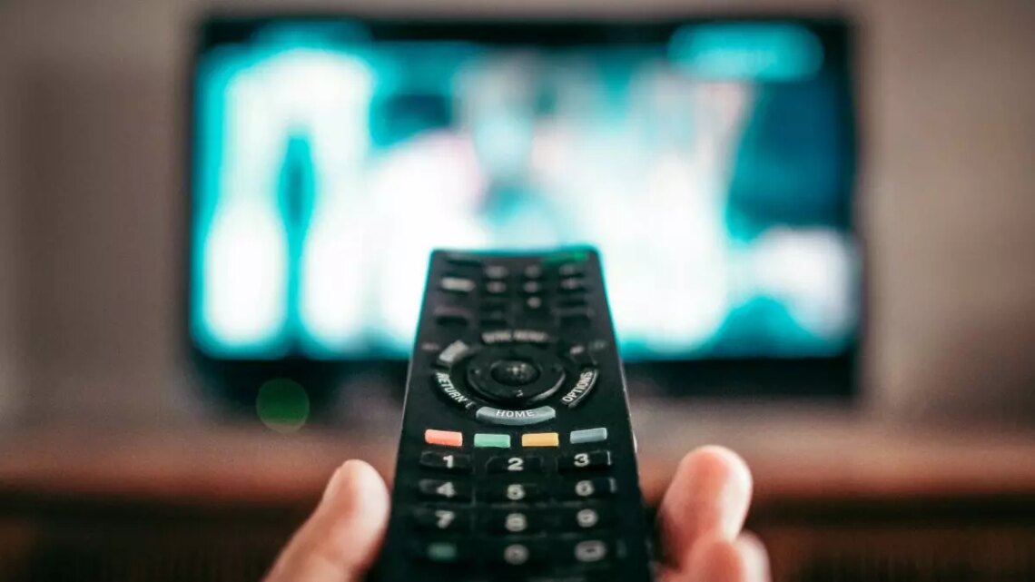 Più di 15 milioni gli italiani che guardano la televisione via satellite Più di 15 milioni gli italiani che guardano la televisione via satellite