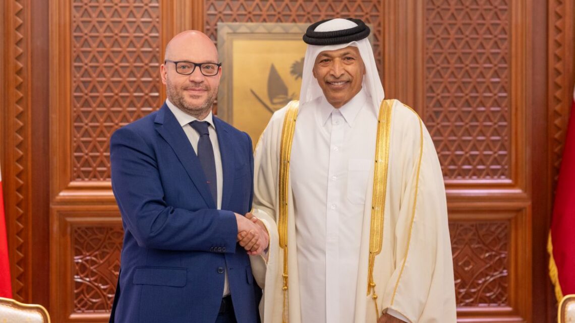 Italia-Qatar, Fontana “Impegno dei Parlamenti decisivo per la pace” Italia-Qatar, Fontana “Impegno dei Parlamenti decisivo per la pace”