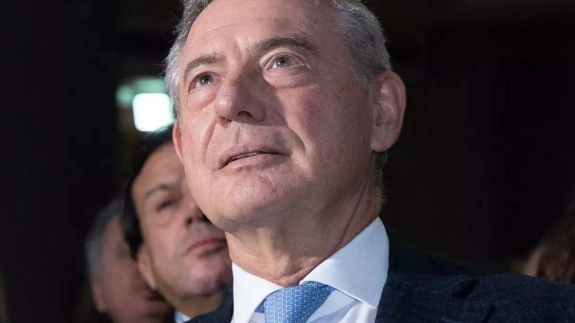 Dazi, Urso “Cina mercato importante ma preservare rapporti con Americhe” Dazi, Urso “Cina mercato importante ma preservare rapporti con Americhe”