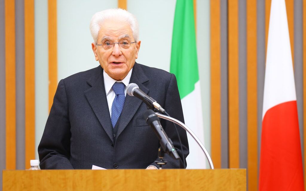Mattarella ricoverato a Roma per un intervento programmato Mattarella ricoverato a Roma per un intervento programmato