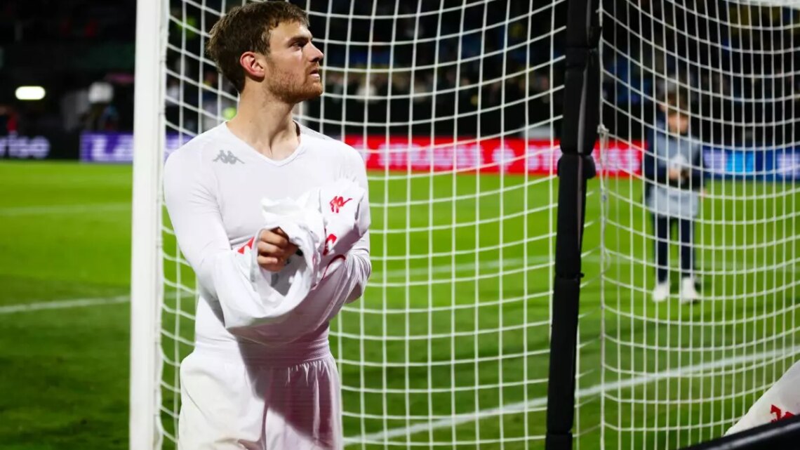 Cagliari-Fiorentina 1-2, decidono Gosens e Beltran Cagliari-Fiorentina 1-2, decidono Gosens e Beltran