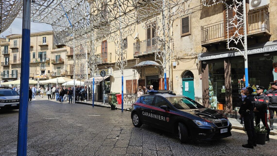 Sparatoria nel Palermitano, tre morti e due feriti Sparatoria nel Palermitano, tre morti e due feriti