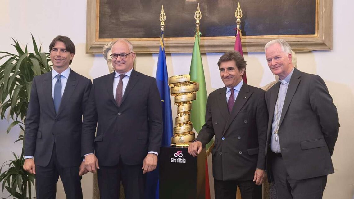 Grande arrivo Giro d’Italia a Roma intitolato a Papa Francesco Grande arrivo Giro d’Italia a Roma intitolato a Papa Francesco