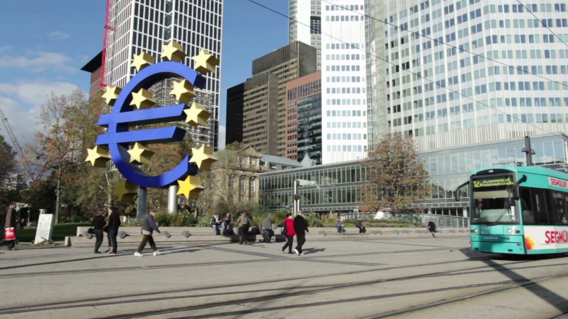 Bce, l’inflazione è in discesa ma l’economia frena Bce, l’inflazione è in discesa ma l’economia frena