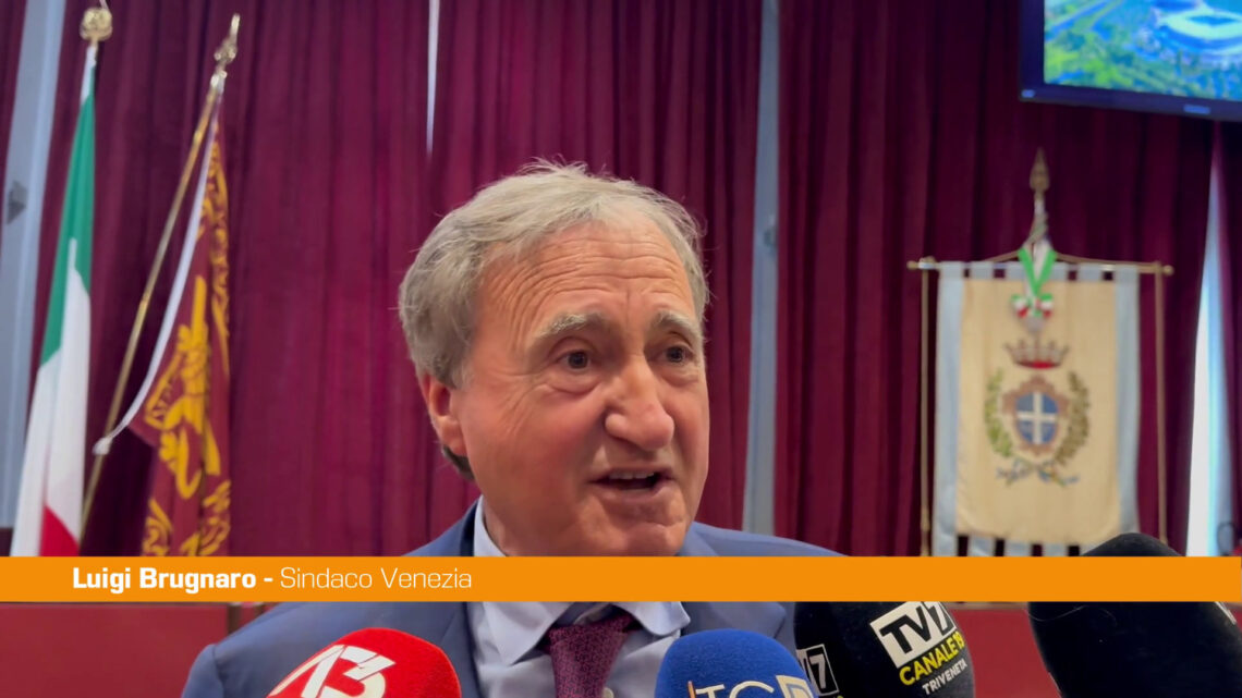Nuovo stadio Venezia, Brugnaro “Si avvera un sogno dopo oltre 50 anni” Nuovo stadio Venezia, Brugnaro “Si avvera un sogno dopo oltre 50 anni”