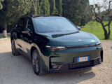 Leapmotor C10, due motori e un’autonomia di 950 chilometri