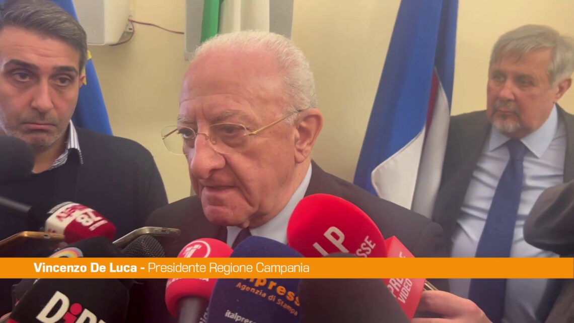 Campi Flegrei, De Luca “Calo turismo? Inevitabile, ma no a drammi” Campi Flegrei, De Luca “Calo turismo? Inevitabile, ma no a drammi”