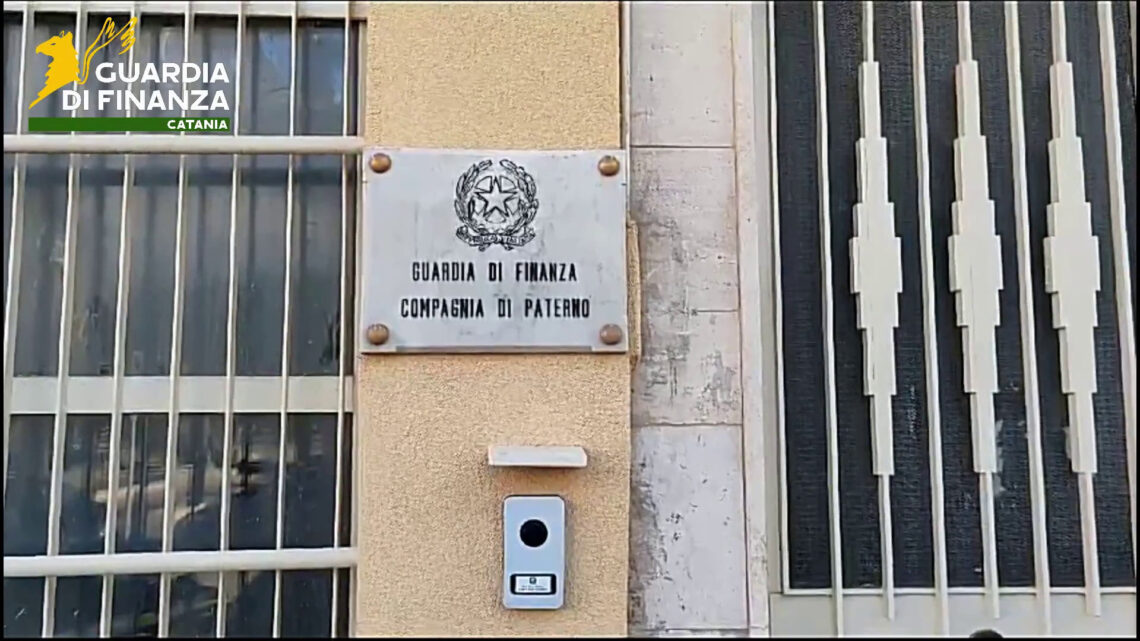 Nel catanese sequestrati 28.000 litri di benzina contaminata Nel catanese sequestrati 28.000 litri di benzina contaminata