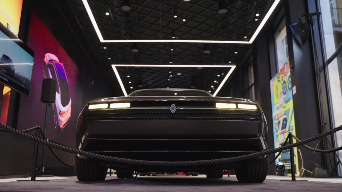 Renault , passato e futuro si fondono nella R17 Electric Restomod Renault , passato e futuro si fondono nella R17 Electric Restomod