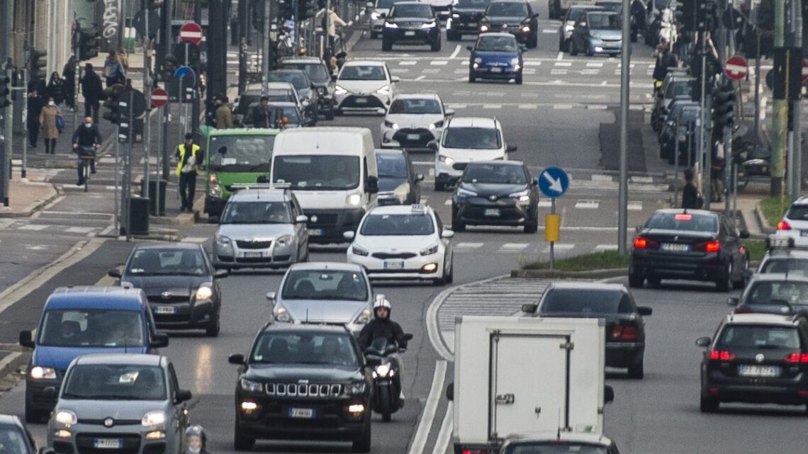 Ad aprile il mercato dell’auto +2,7% su base annua Ad aprile il mercato dell’auto +2,7% su base annua