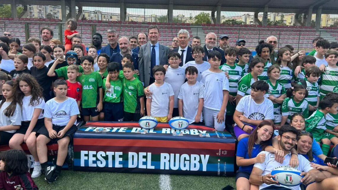 Sport, legalità e sana alimentazione a Scampia per le Feste del Rugby Sport, legalità e sana alimentazione a Scampia per le Feste del Rugby