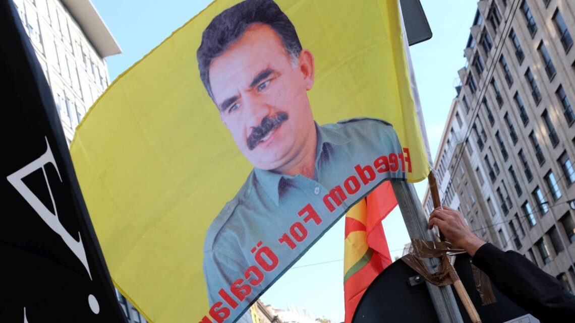 Turchia, Pkk annuncia scioglimento e disarmo Turchia, Pkk annuncia scioglimento e disarmo