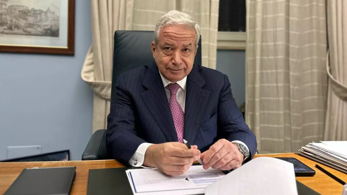 Banca del Fucino investe nel settore idrico e acquisisce il 30% W.E.E Banca del Fucino investe nel settore idrico e acquisisce il 30% W.E.E